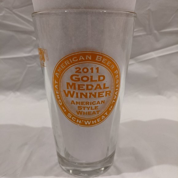 SweetWater Sch'Wheat Pint Glass, Single Pint Glass, Great Condition with no chip - Picture 4 of 6